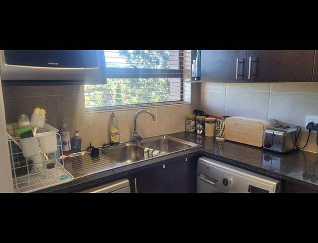 3 BEDROOM TOWNHOUSE FOR SALE IN GLENVISTA